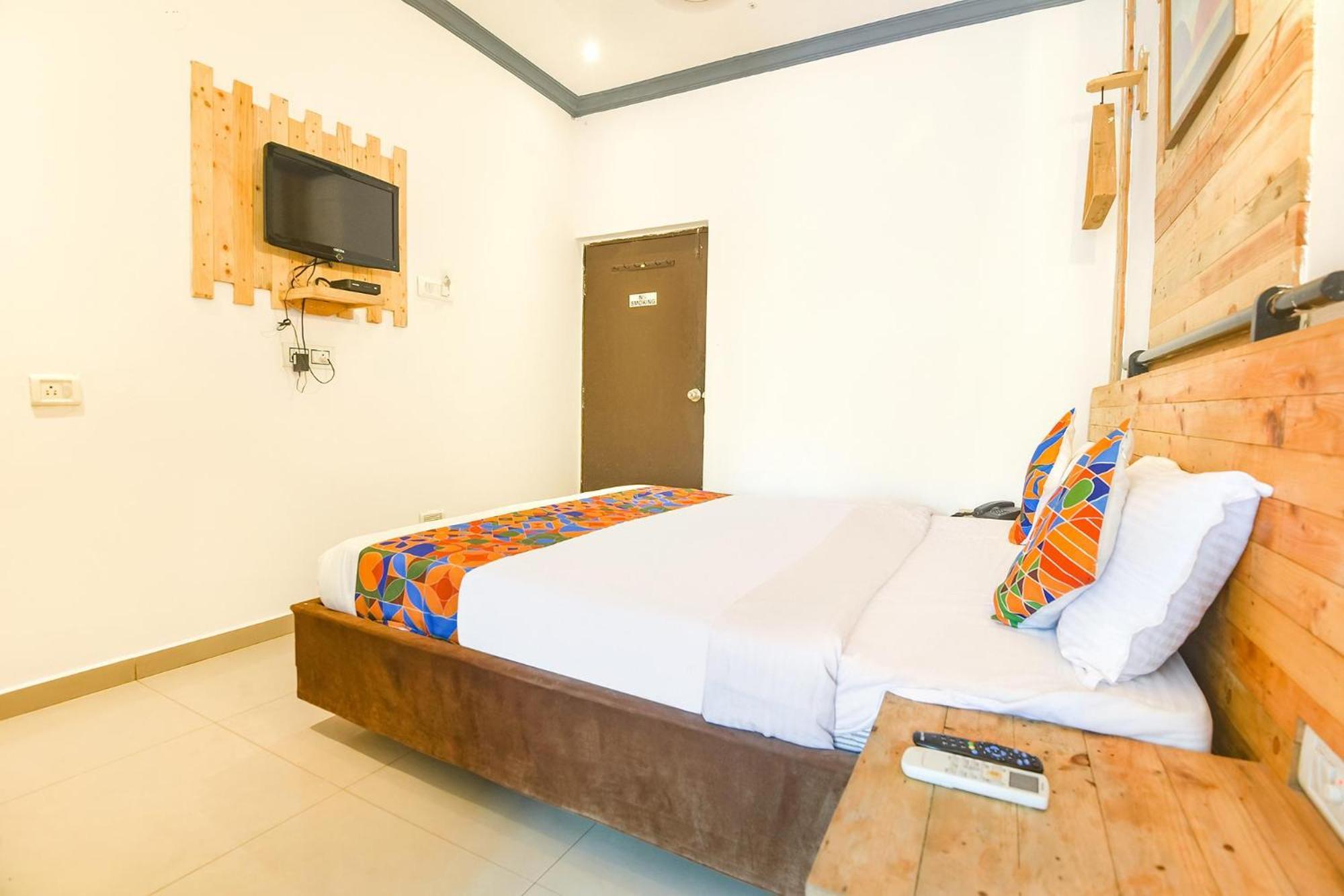 Fabexpress Neo Calangute Beach Resort Εξωτερικό φωτογραφία