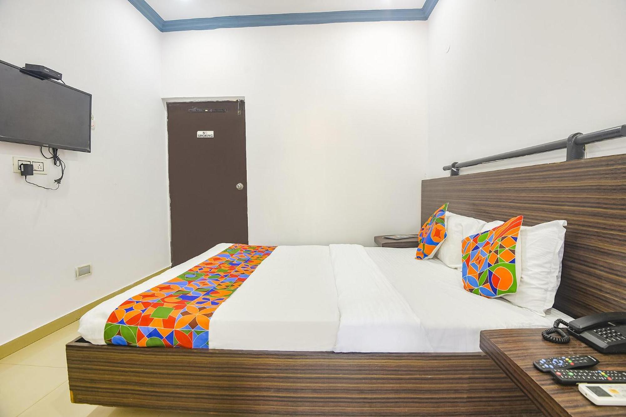 Fabexpress Neo Calangute Beach Resort Εξωτερικό φωτογραφία